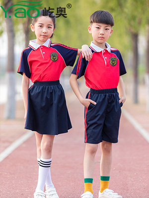 校服設(shè)計(jì)是否要考慮防水因素？